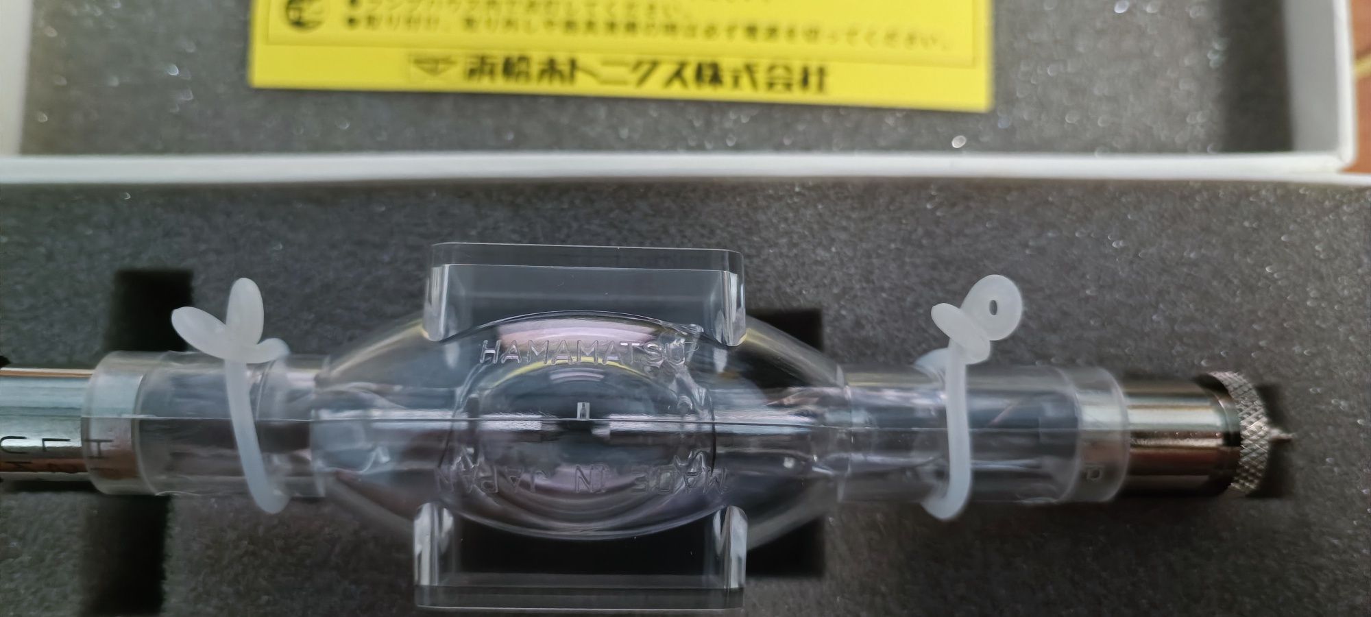 Hamamatsu L2175 лампа ксенонова, 150W, 185 - 2000nm
