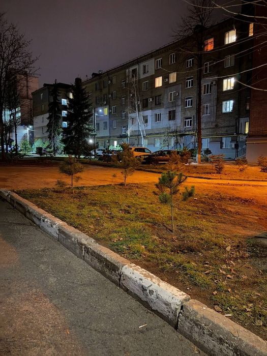 Недорога двохкімнатна на Фестивальній