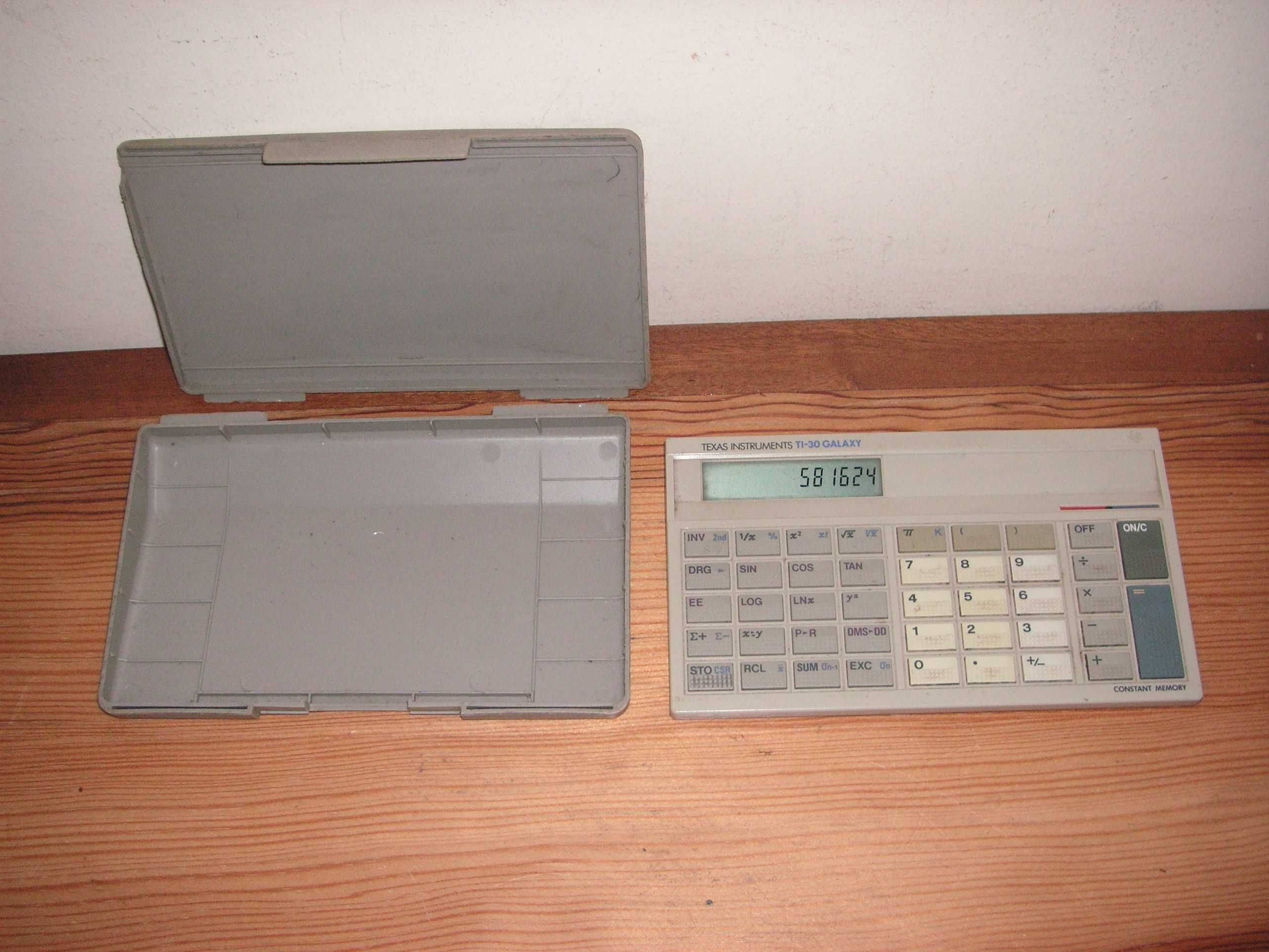 Máquina Calculadora Cientifica Texas Instruments TI-30 Galaxy