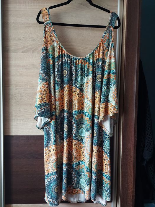 Bardzo duża tunika hiszpanka