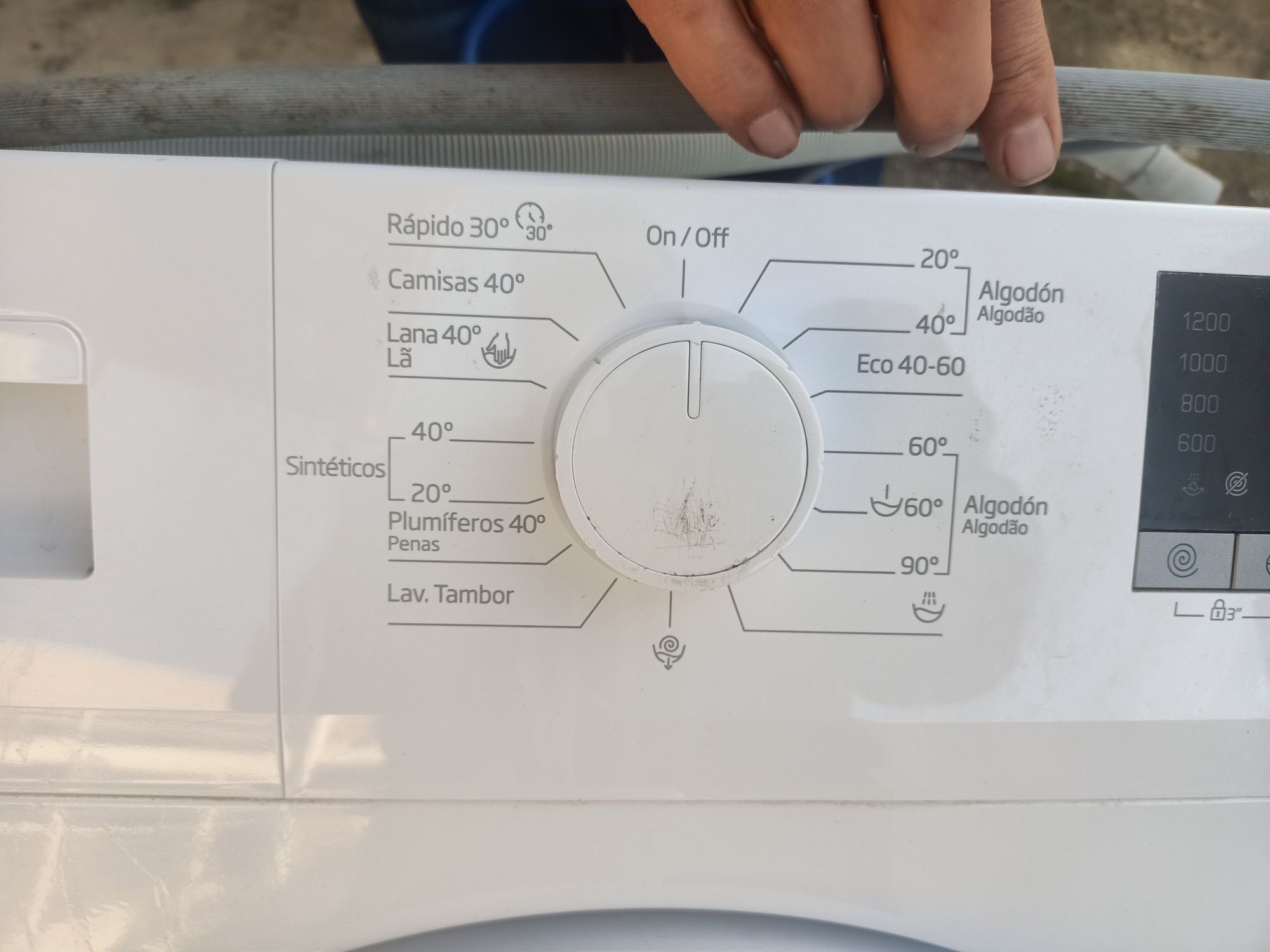 Máquina Lavar Roupa Beko WTE 7611 BWR 7Kg 1200RPM D