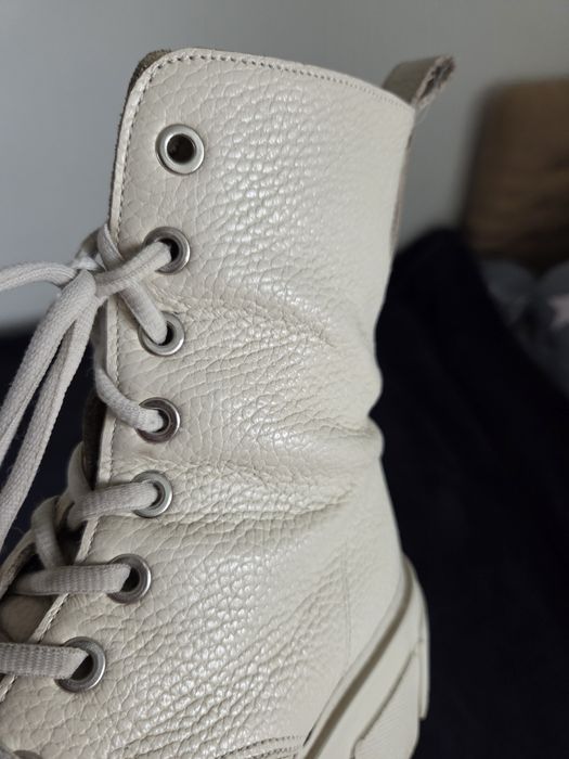 RYŁKO Botki zimowe kremowe damskie