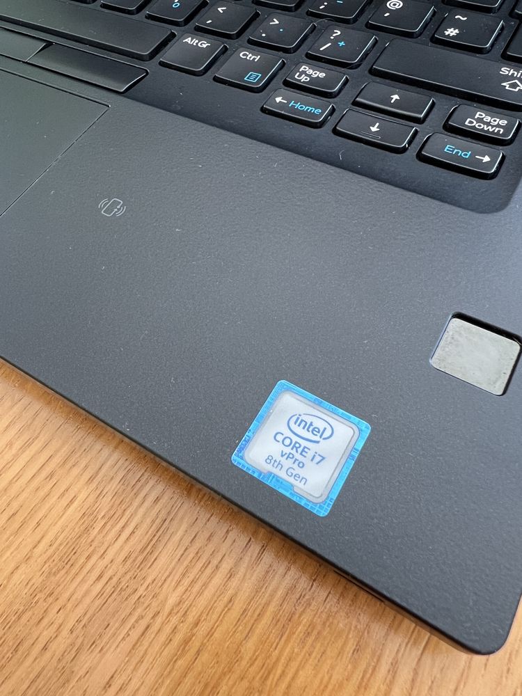 Dell Latitude 7490 CORE i7 vPro 8th Gen Laptop