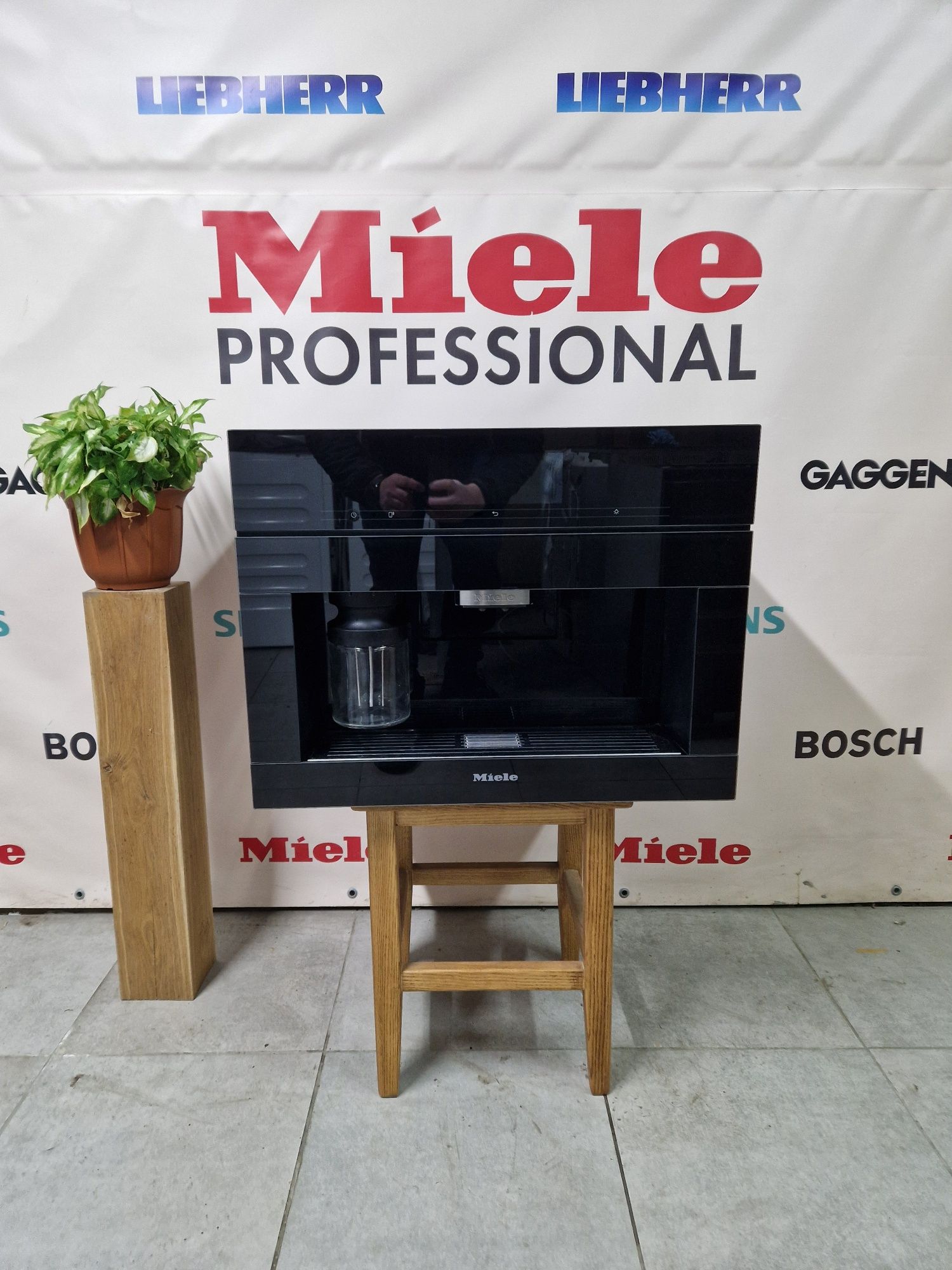 Топ Вбудована кавомашина Miele CVA 7845 OBSD