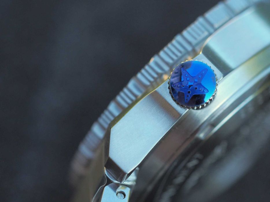 Seestern  600T, homage  Doxa