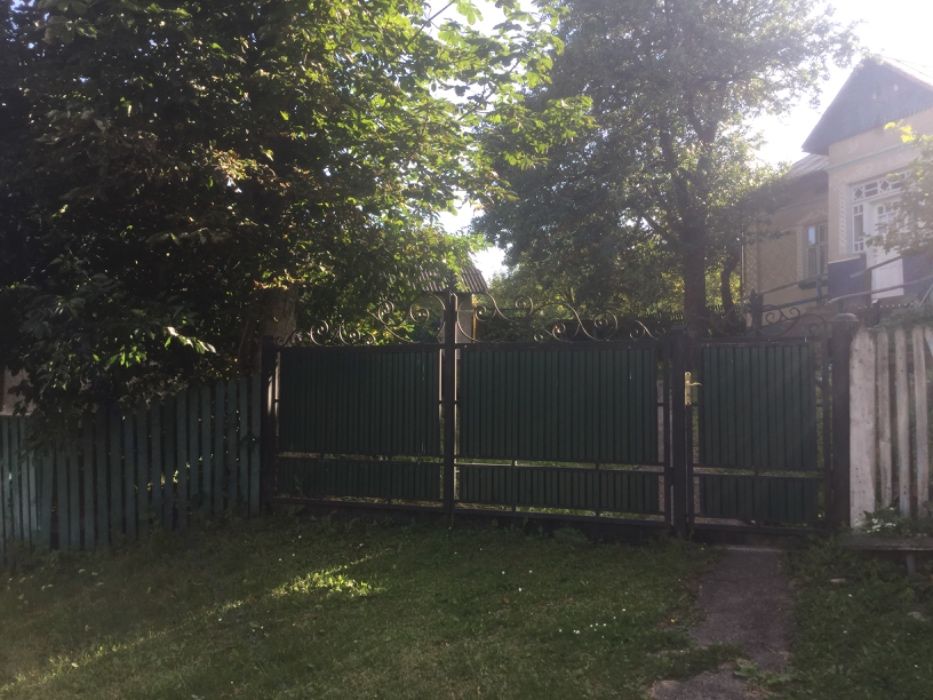 Приватний будинок