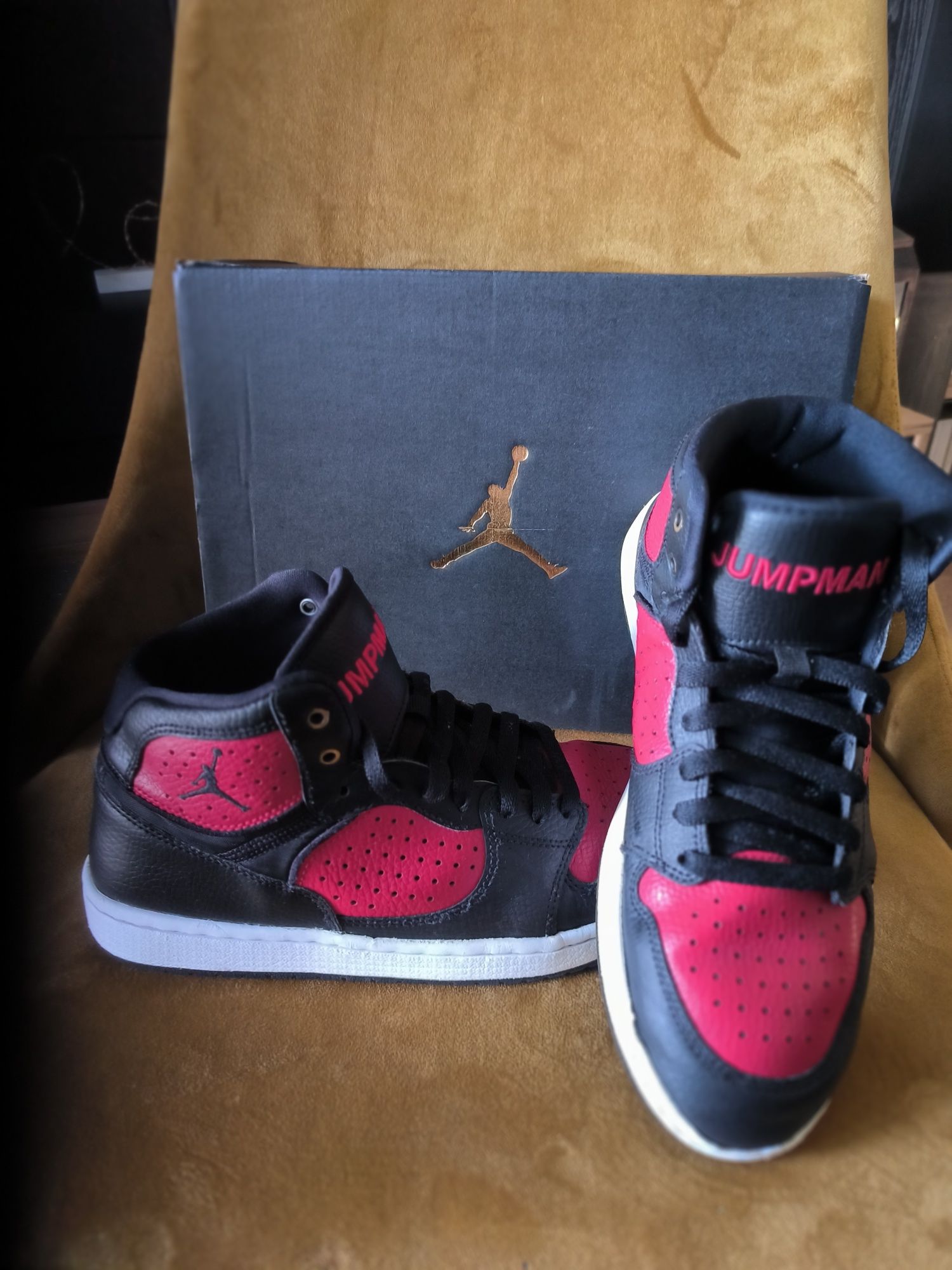 Buty sportowe Jordan Jumpman rozm 40