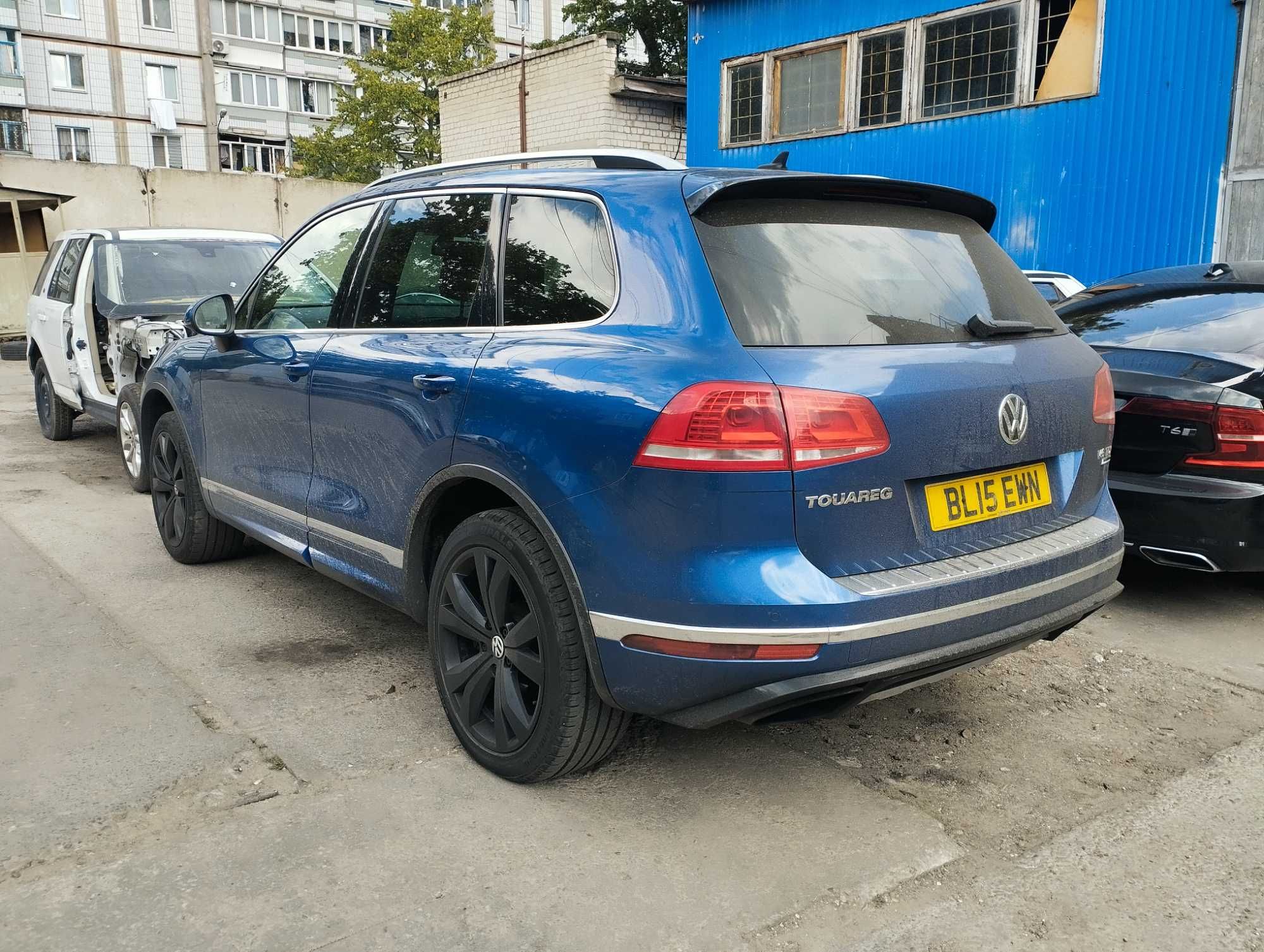 Обвес бампер VW Touareg NF FL 2010-2016 R Line молдинг оригинал тюнинг