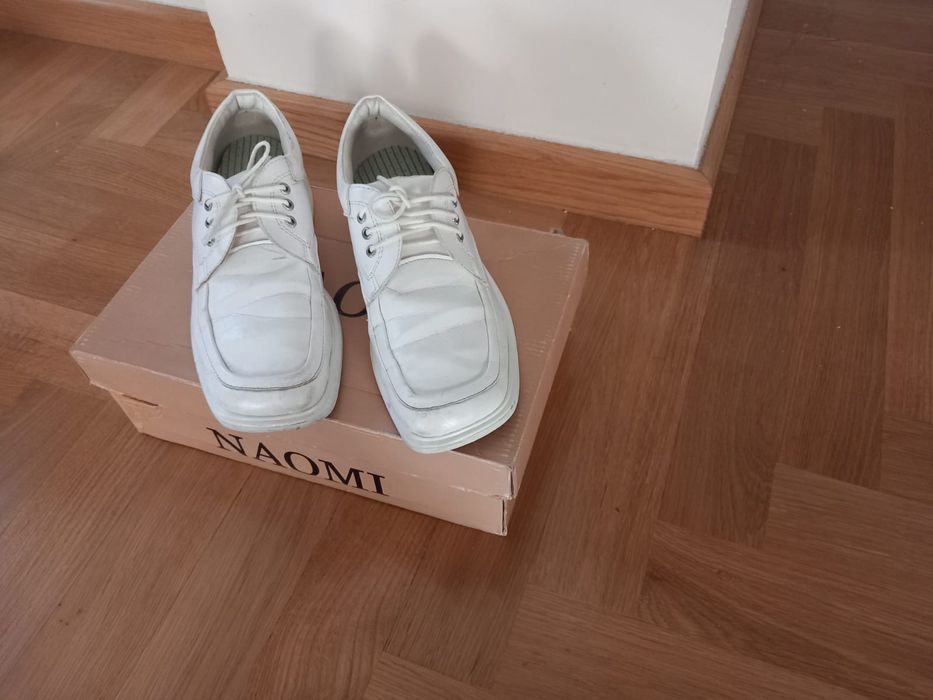 Buty skórzane - białe