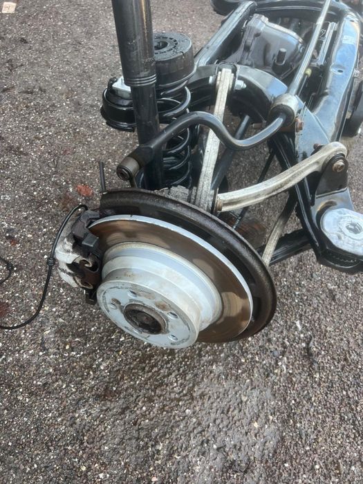 Задня подаеска на мерседес w212