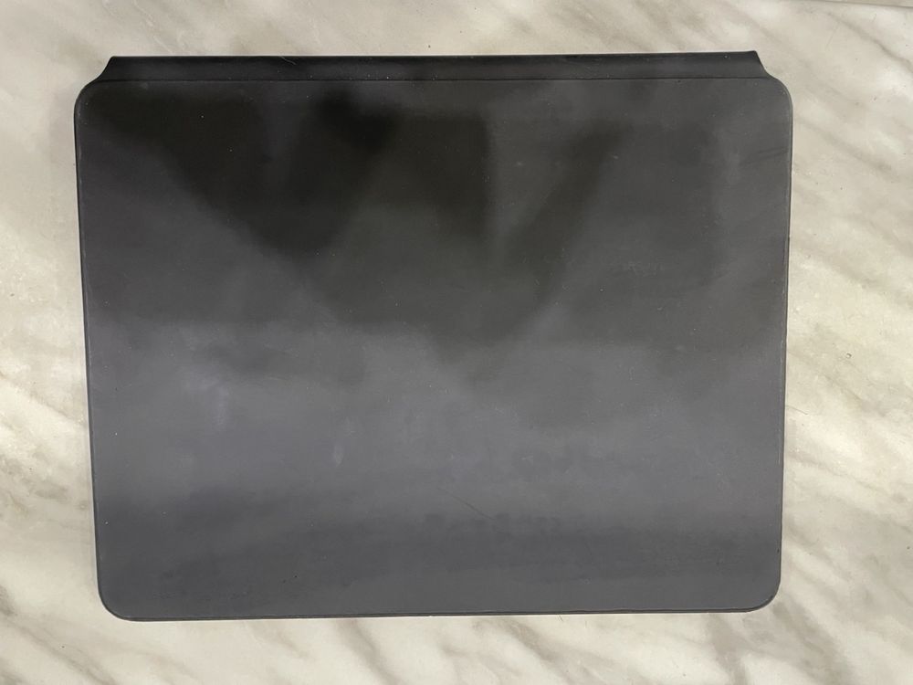 Ipad pro 12.9 LTE 5 gen. M1 (a2461), + чохол клавіатура