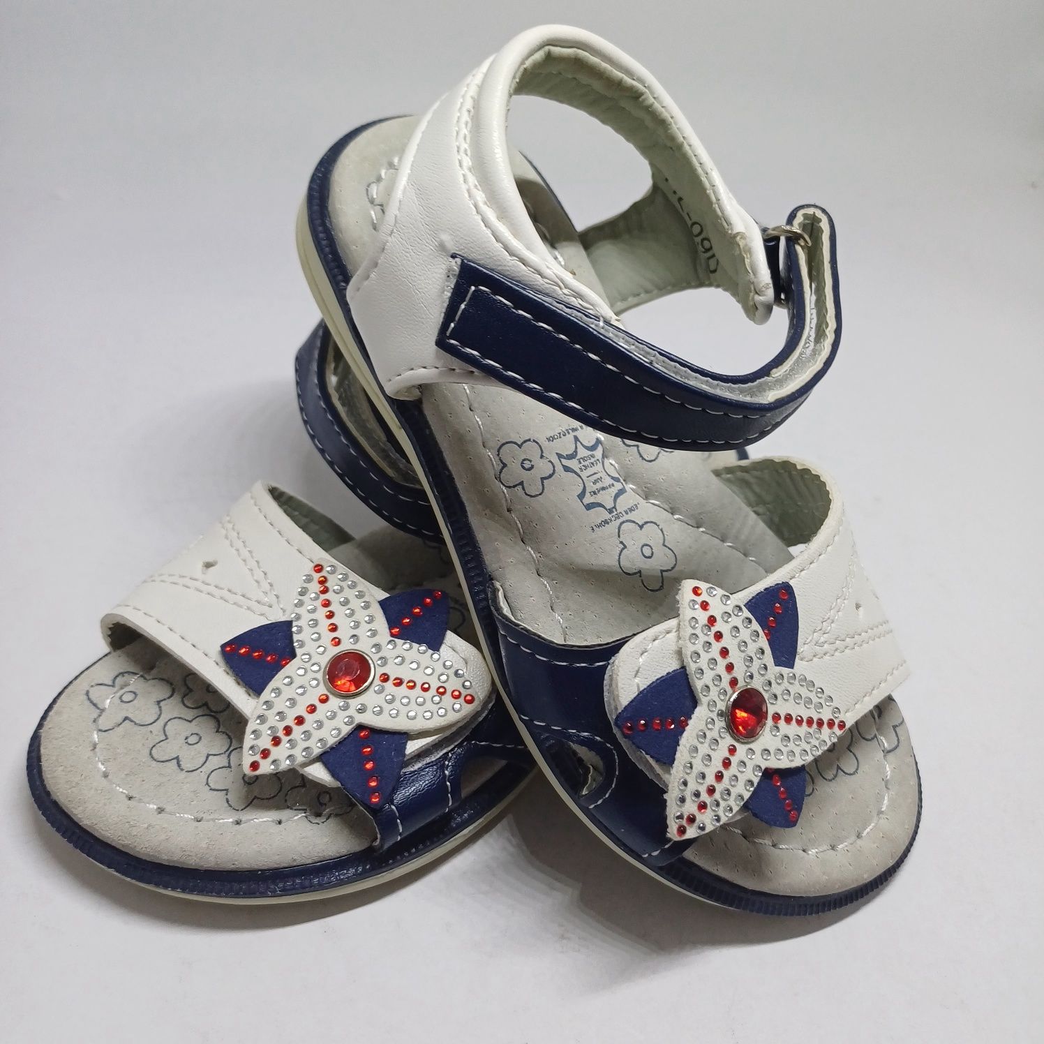 Nowe sandały sandałki roz 25 wkładka skórzana profilowana 16 cm