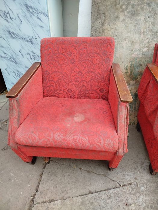 Крісла 2 шт. (під реставрацію)