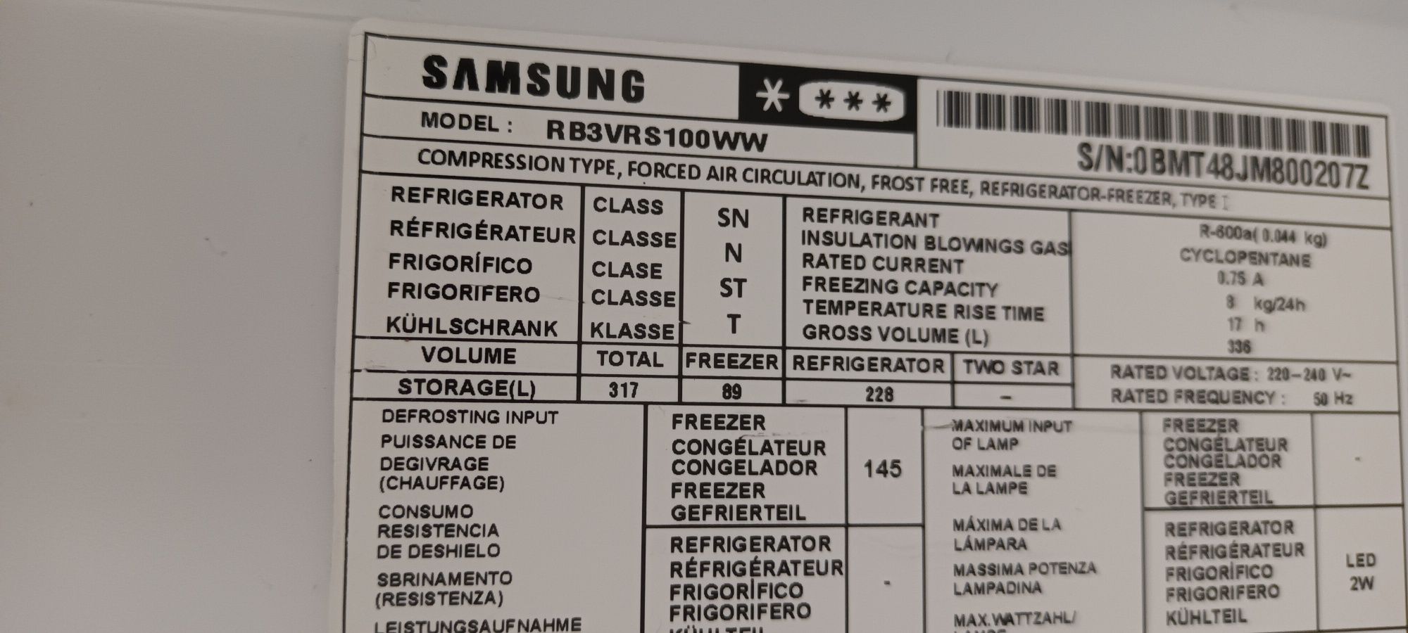 Frigorífico Samsung no frost c/ 5 anos avaria - fuga de gás