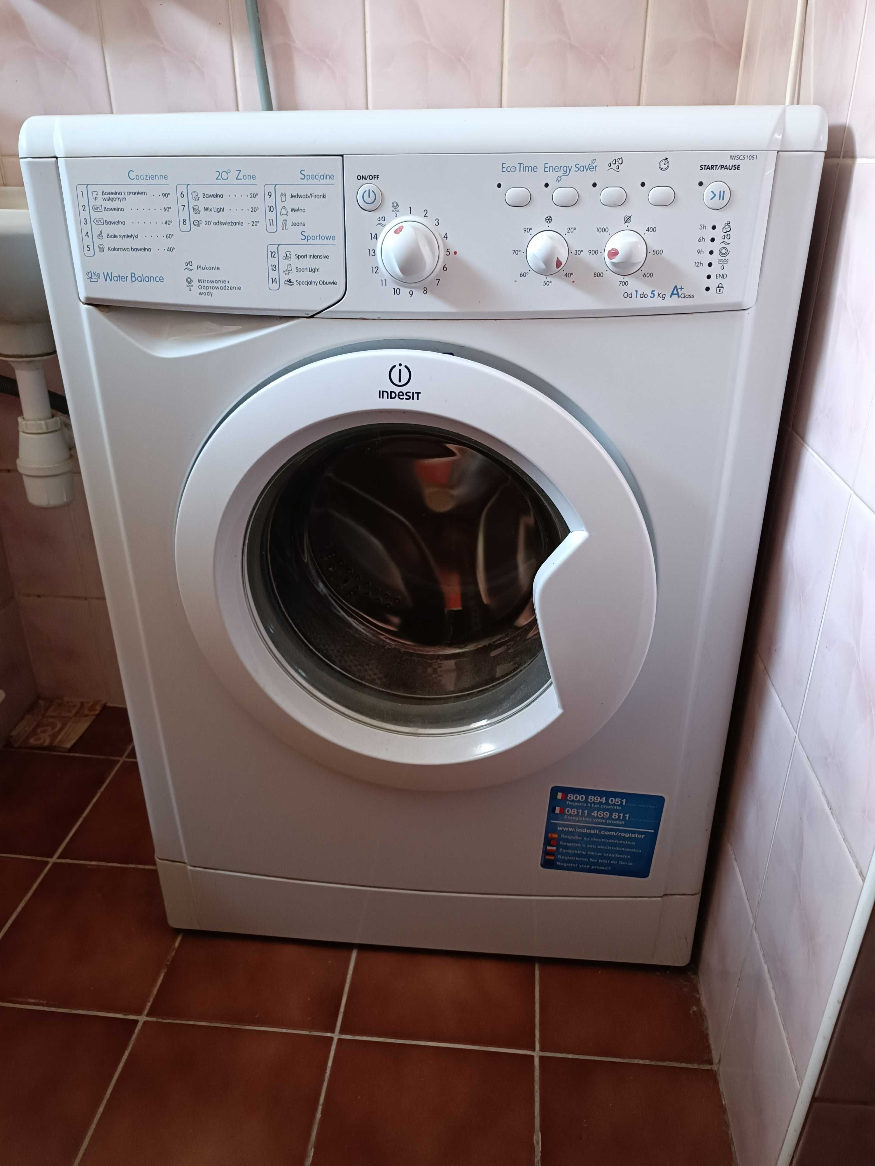 Pralka Indesit IWSC51051 5 kg całkowicie sprawna
