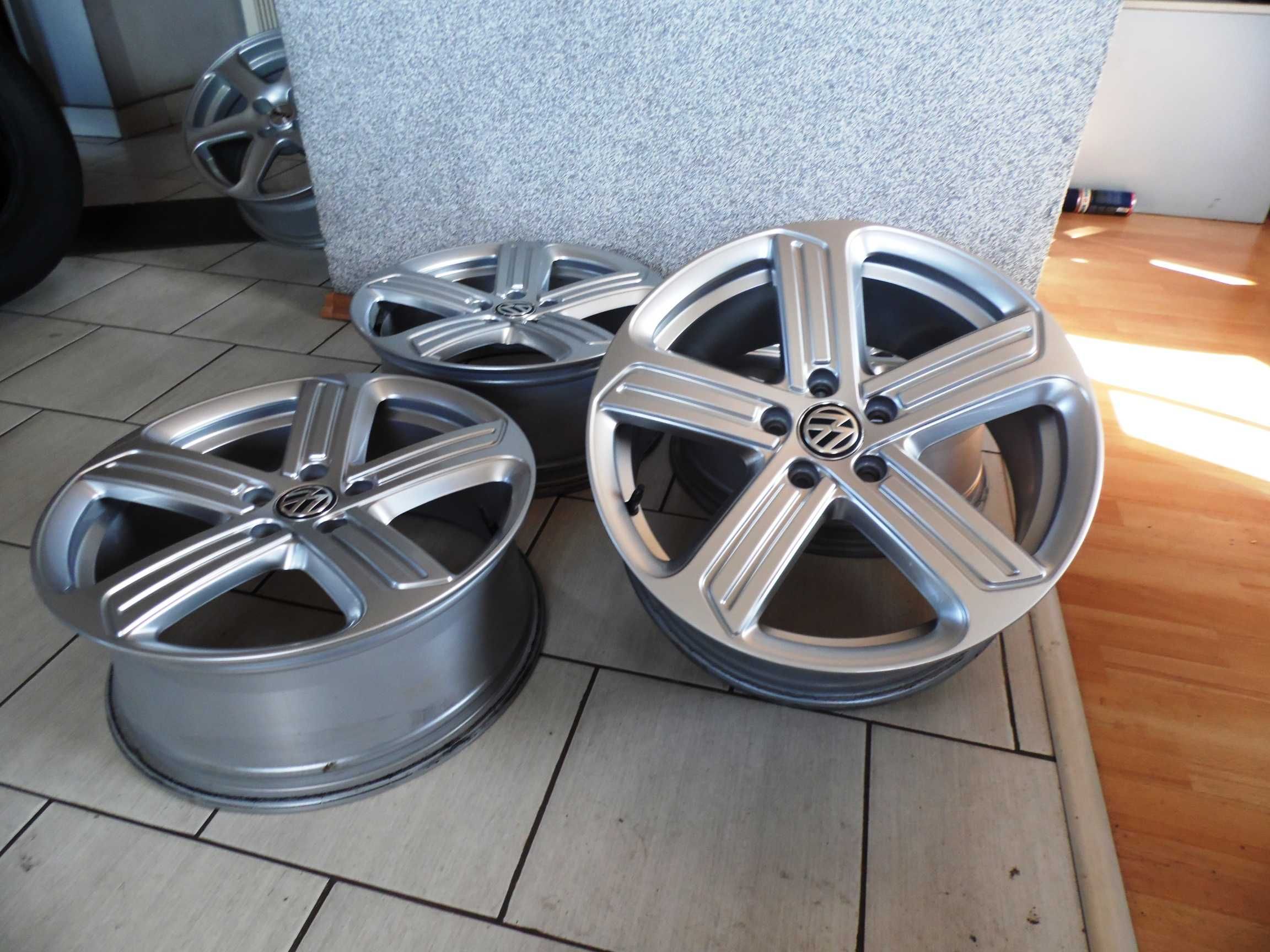 Felgi aluminiowe golf 18'' GTI R-line CADIZ