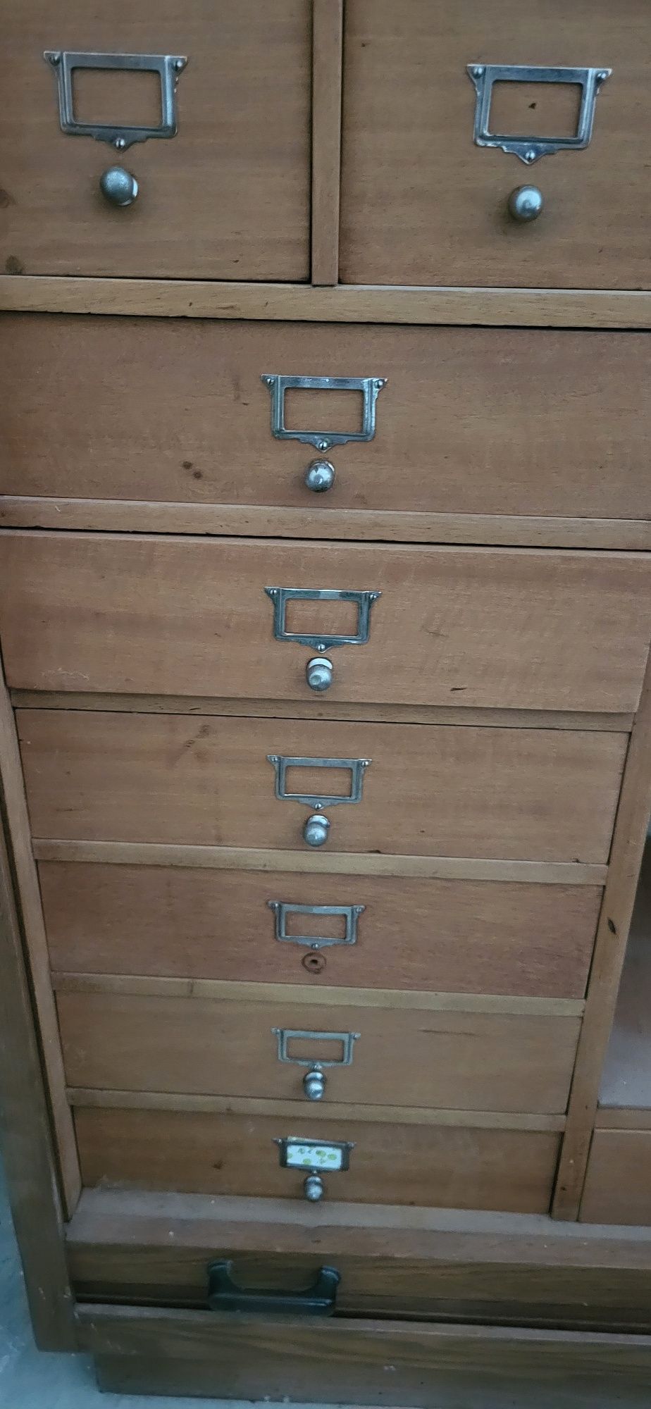 Armário de arquivo vintage Olaio anos 50