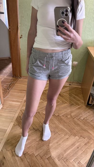 Короткі сірі шорти пума puma xs