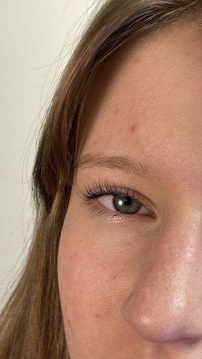 Ламінування вій та брів