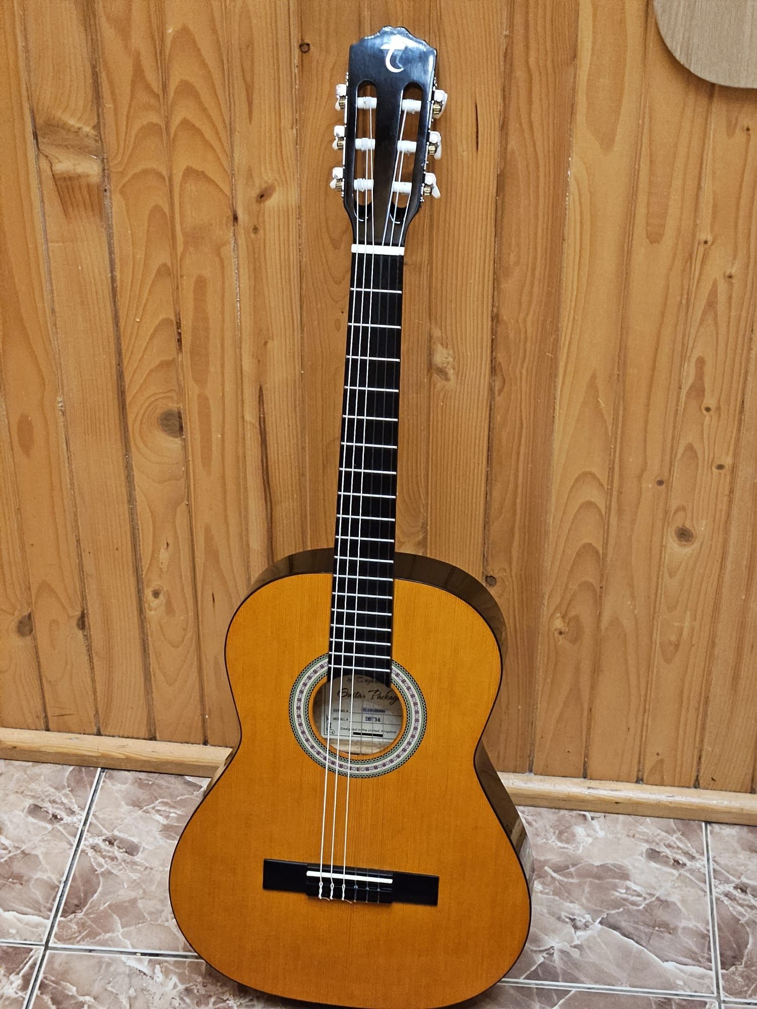 Gitara do nauki dobrej jakości