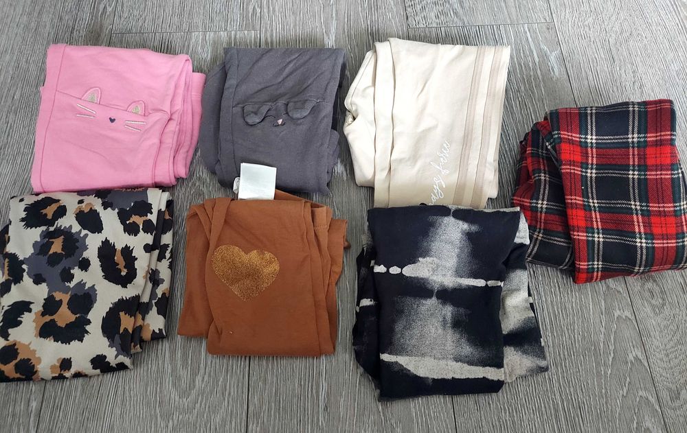 Legginsy r.128 dla dziewczynki