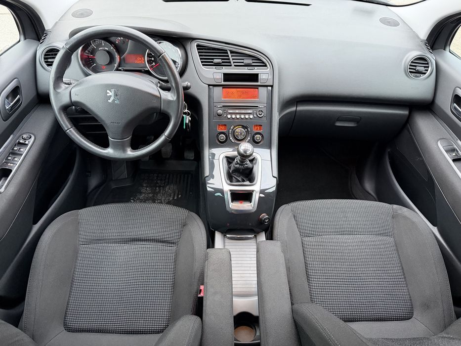 Peugeot 5008 / 2.0 HDI / 2010 / Sprawny / 7 osób / Możliwa zamiana /