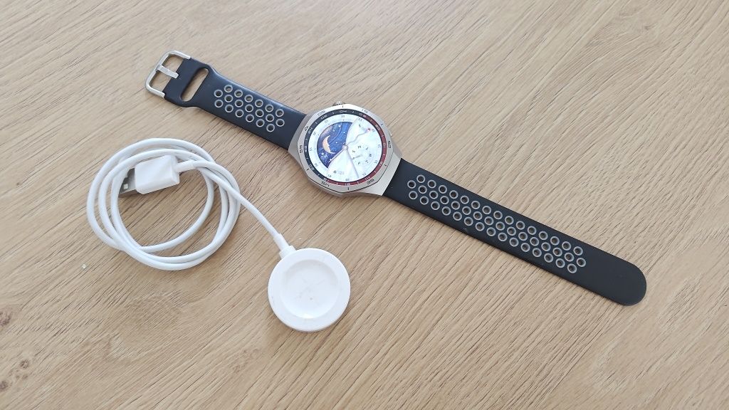 Prawie nowy Huawei Watch GT 5 pro tytanowy elite