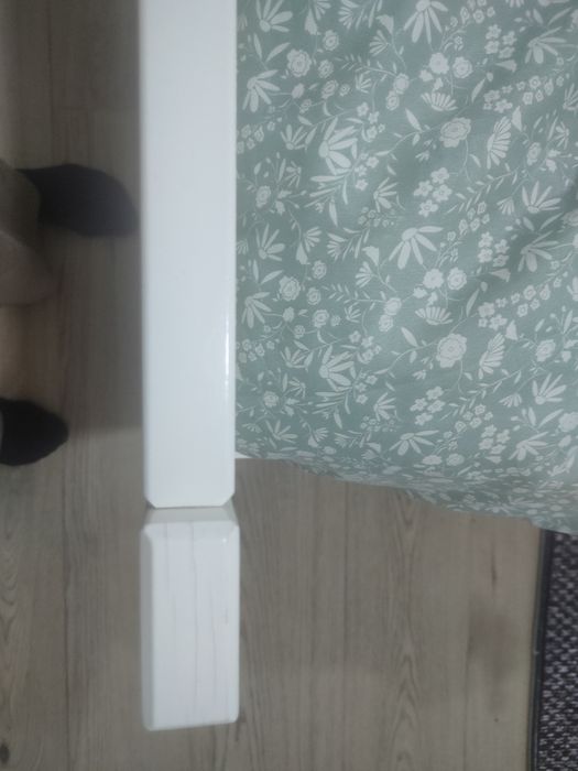 Vendo estrutura de cama de casal do IKEA