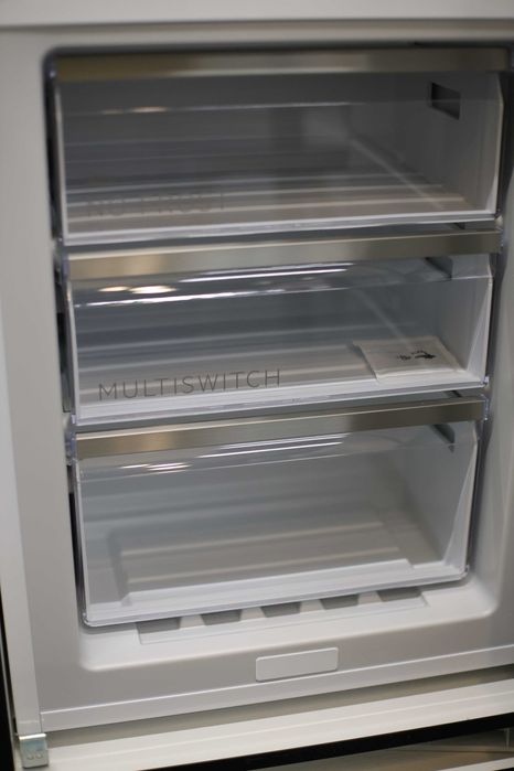Chłodziarko-zamrażarka do zabudowy AEG NSC8M191DS Ekspozycja/wyprzedaż