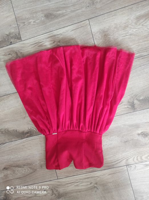 Czerwona, tiulowa sukienka, rozmiar S/36