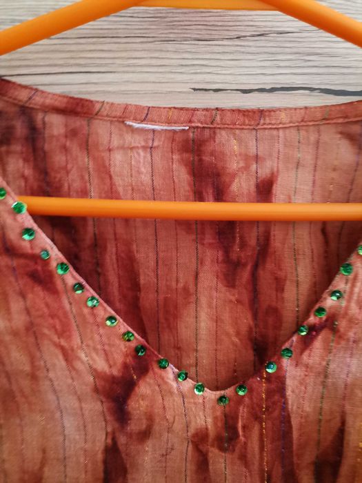 Cieniutka, przewiewna z długim rękawem  bluzka damska