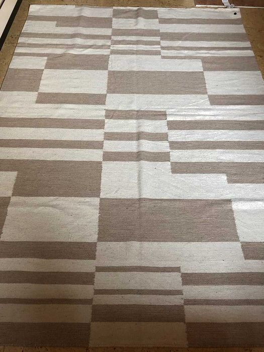 Dywan 160x230 -  81% wełny 19% bawełny