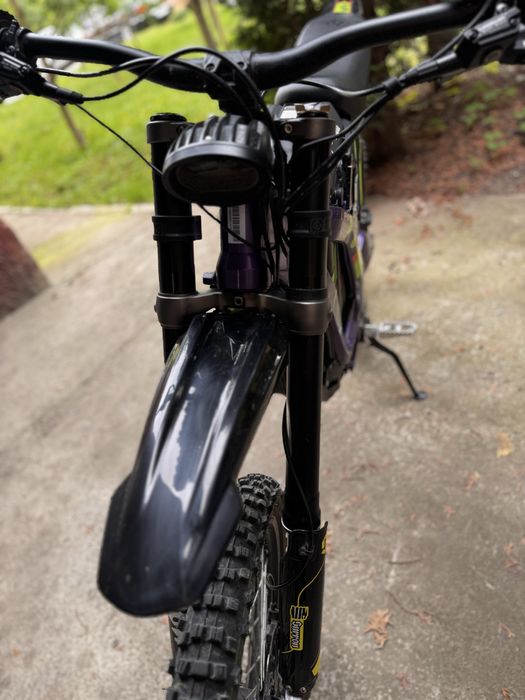 Передній амортизатор для surron light bee x 2024