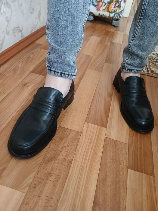 Лофери чоловічі 43 розмір в дуже хорошому стані як нові  950 грн