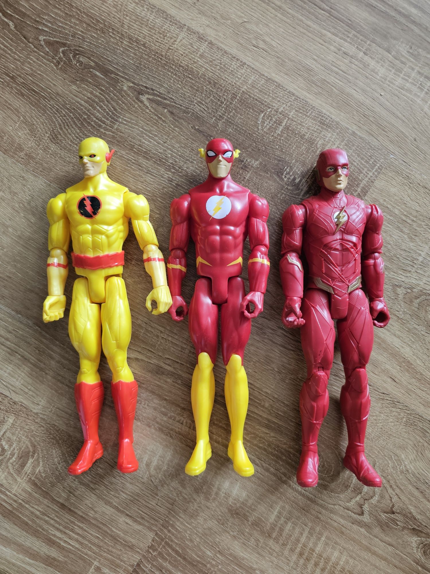 Flash figurki superbohaterowie 30cm