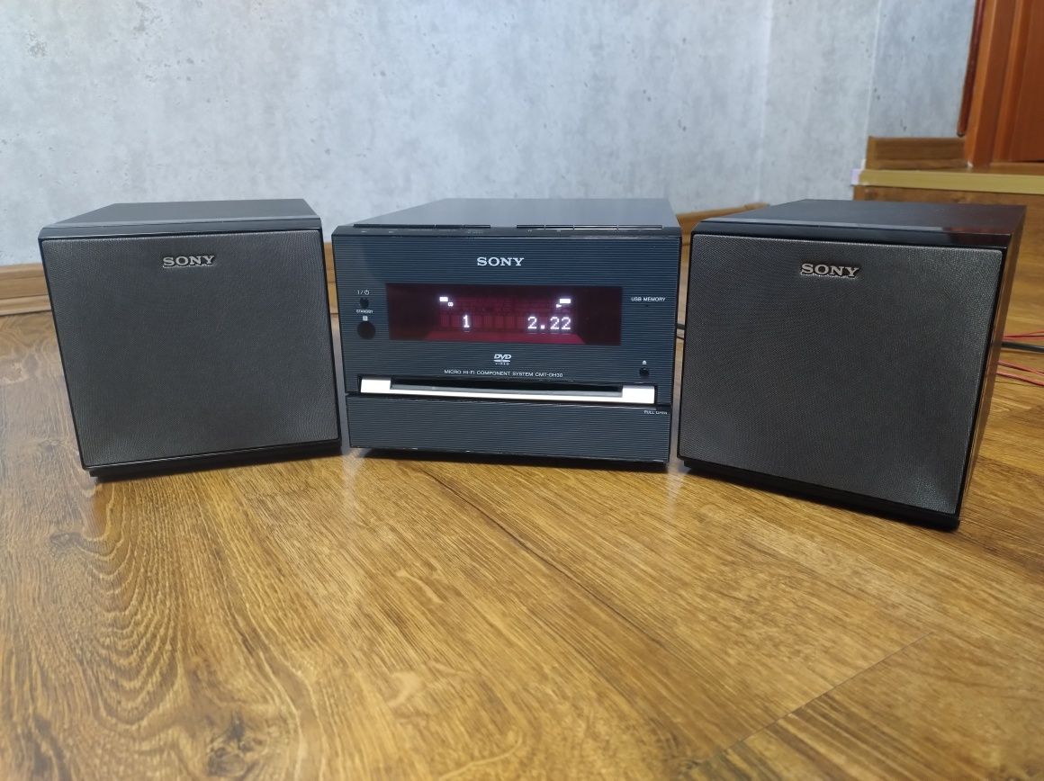 Wieża Sony CMT-DH30 CD/DVD/USB