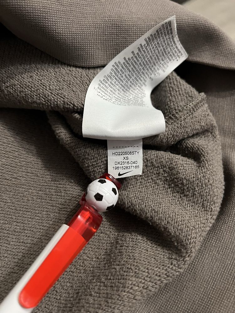 Damska bluza z kapturem nike