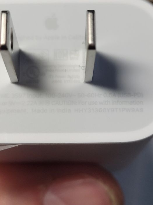 Оригінальний USB-C 20W Power Adapter A2305