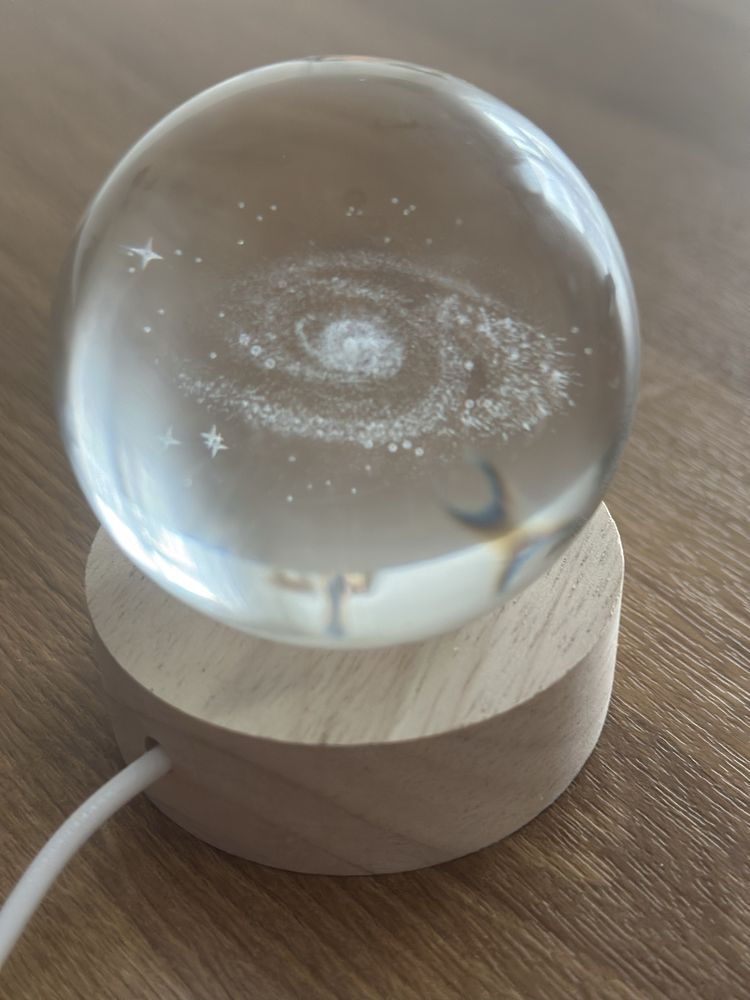 Lampka: Krysztalowa kula 3D