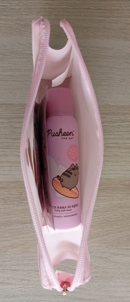 Zestaw Pusheen kosmetyczka + pianka 200ml + 2 szt. maseczki Nowe !