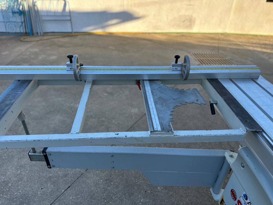 Esquadrejadora SICAR EXPRESS 3200C