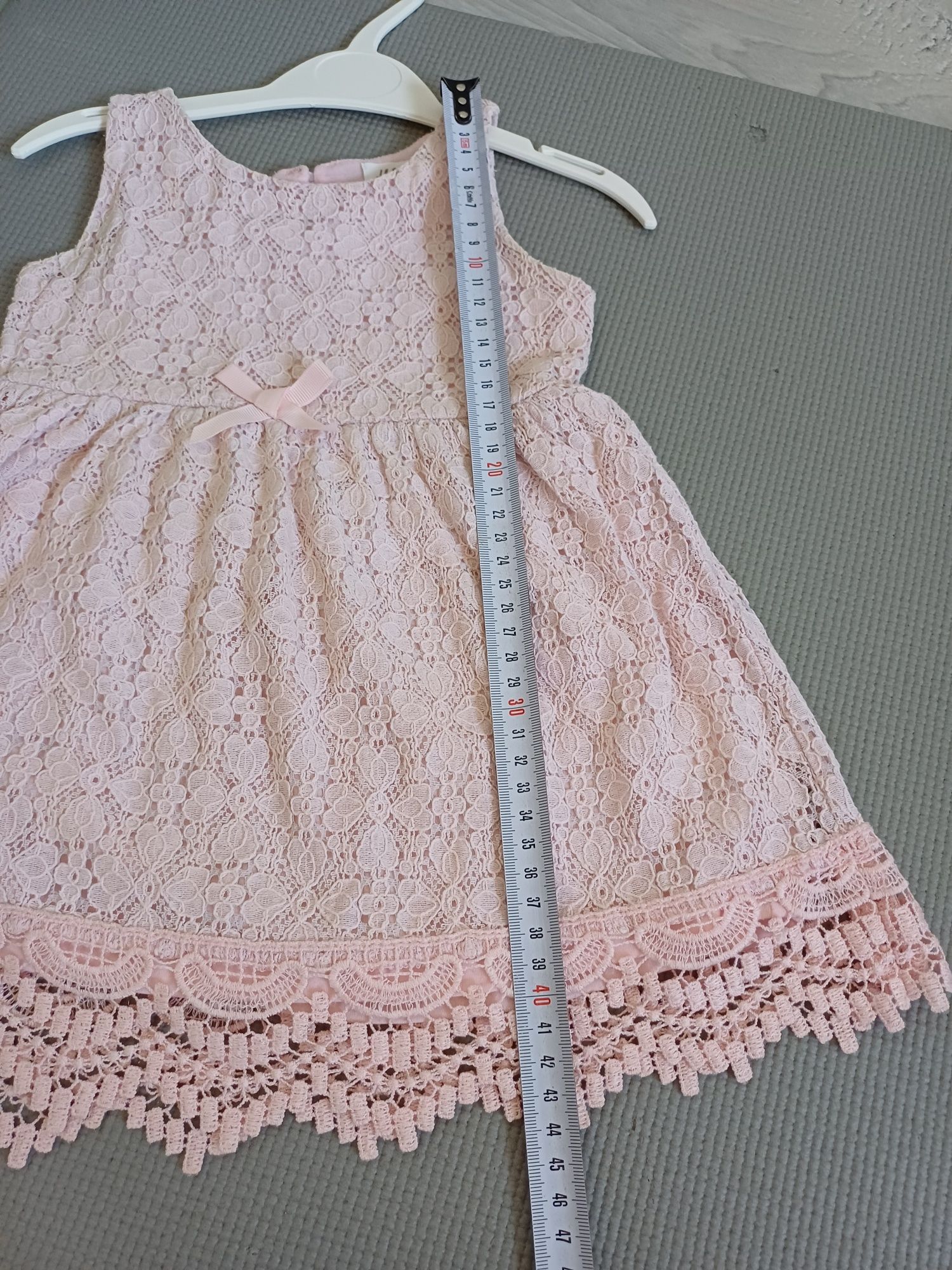 Koronkowa sukienka H&M