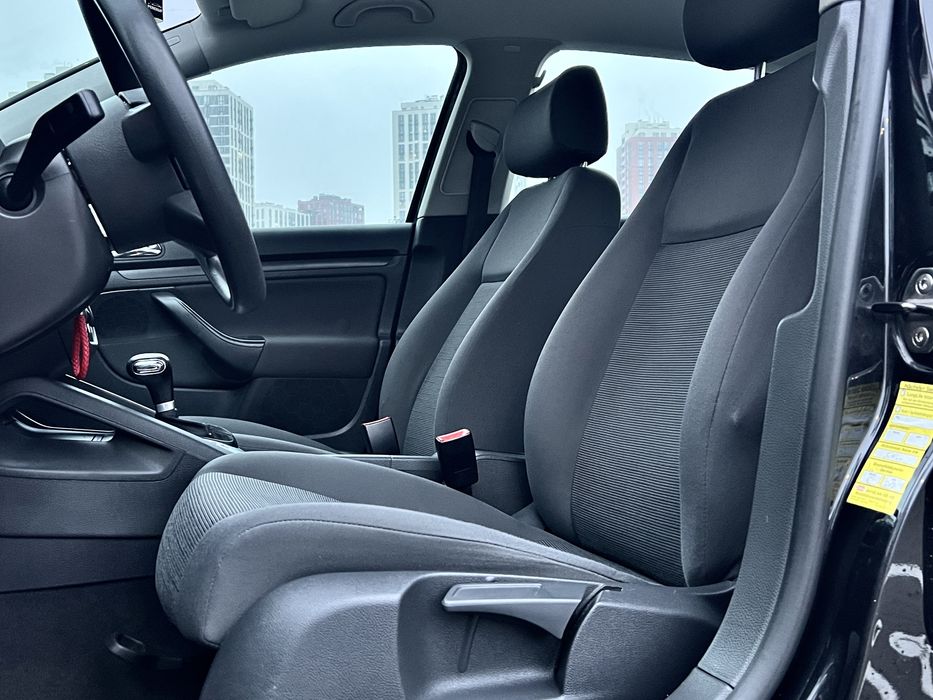 VW Golf 5 1.6 FSI, автомат, бензин - 198 000 км