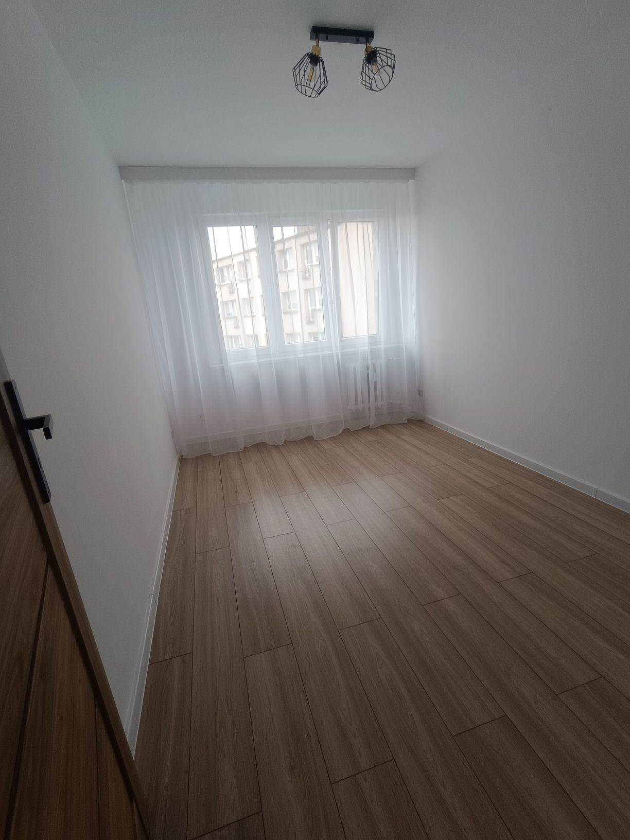 Sprzedam mieszkanie w Pińczowie ul. Armii Krajowej 2 pokoje 38m