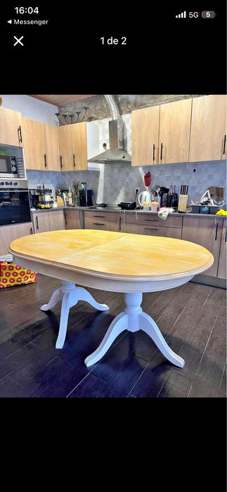 Mesa 4 cadeiras em bom estado para utilizacao