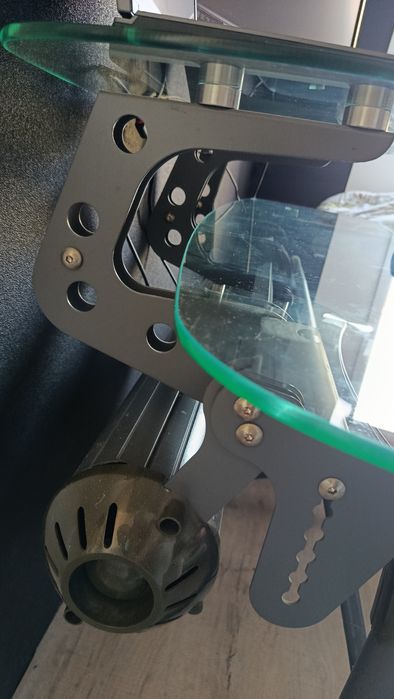 Biurko szklane - wyjątkowe i orginalne