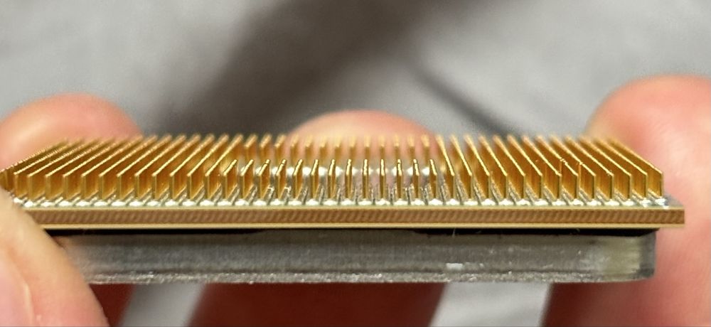 Amd Ryzen 7 2700x + chłodzenie Amd Wraith Prism