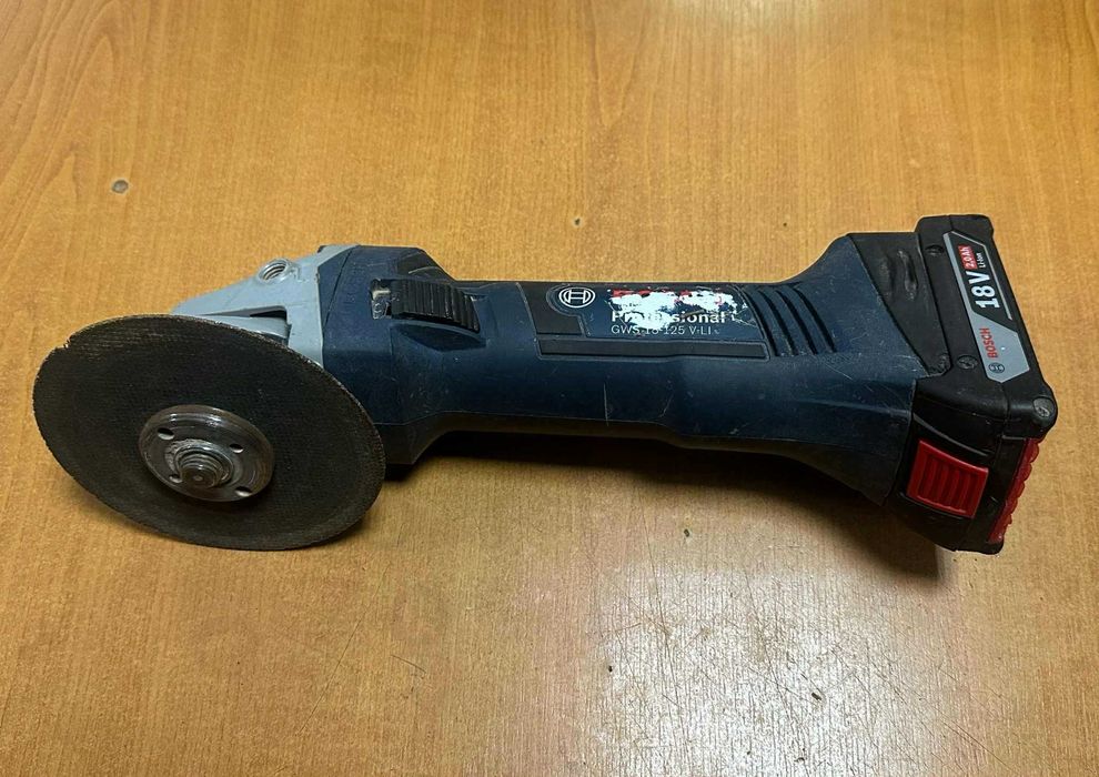Szlifierka kątowa Bosch GWS 18-125 V-LI + aku 2Ah