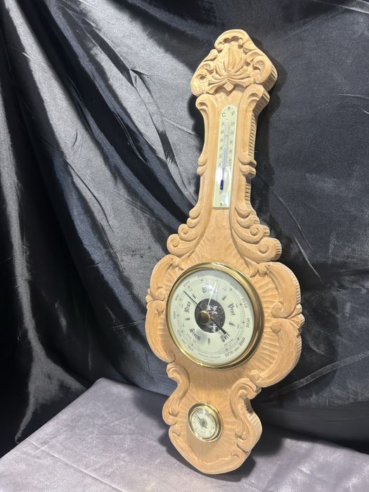 Barometr, higrometr, termometr – Rzeźbiona drewniana oprawa HMH 1994