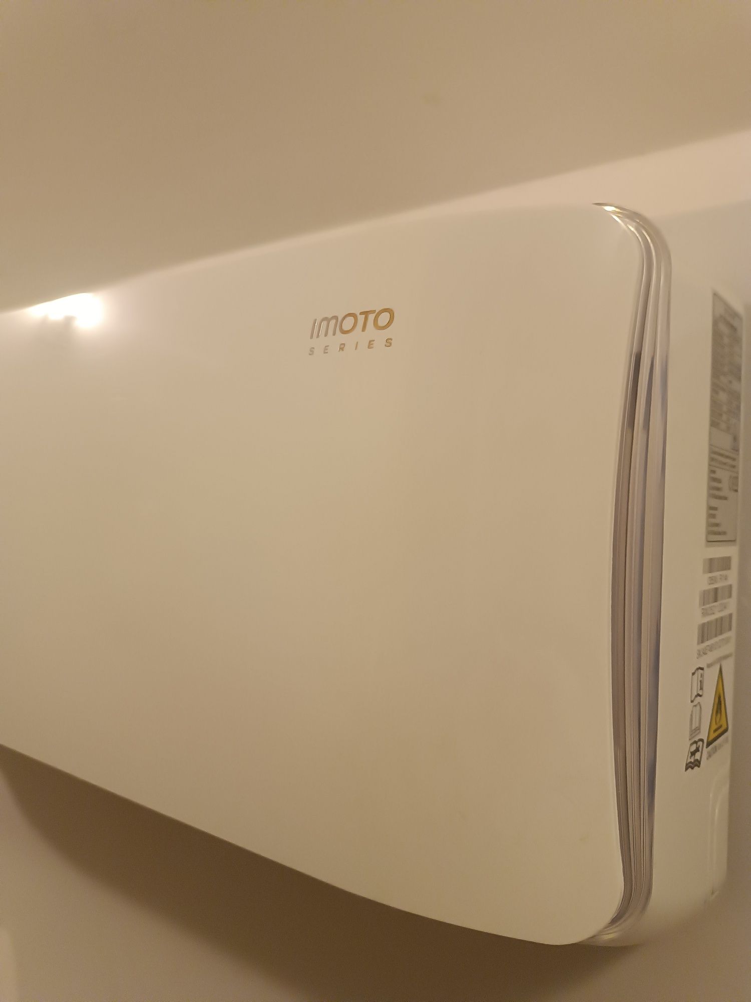 Klimatyzacjia Rotenso Imoto 3,5kw /ogrzewanie, chłodzenia,